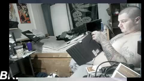 Snapshot of kinkybiguy14 chatting on July 7, 2026, 7:23 am Kinky Cassie online show from July 7, 2026, 7:23 am