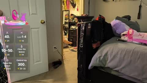 kinkybratab online show from April 19, 2026, 2:44 am