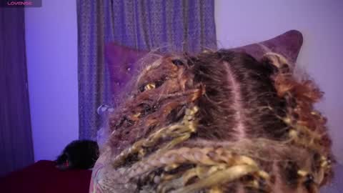 Snapshot of kinkydoll_ chatting on February 13, 2025, 11:15 pm Sara online show from February 13, 2025, 11:15 pm