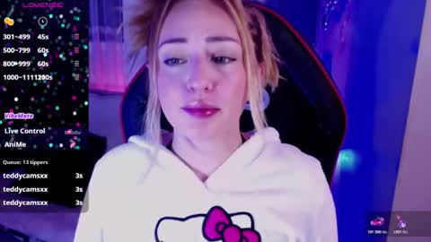 Snapshot of kinkydoll_ chatting on January 7, 2026, 11:29 pm Sara online show from January 7, 2026, 11:29 pm