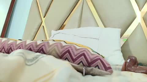 Snapshot of kinkyhousewifee_ chatting on December 8, 2024, 7:22 pm MISS RYN online show from December 8, 2024, 7:22 pm