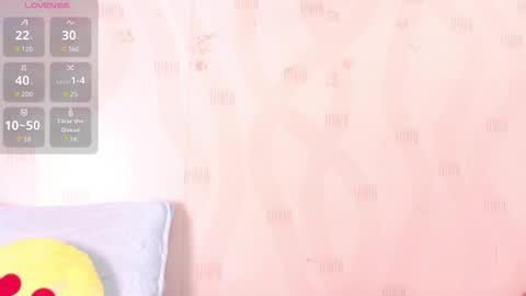 Snapshot of kinkyhousewifee_ chatting on December 14, 2025, 11:48 am MISS RYN online show from December 14, 2025, 11:48 am