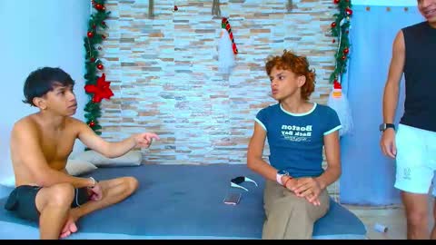 kinkyhousexxx online show from November 20, 2025, 4:29 pm