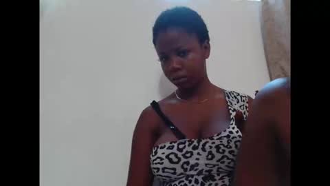 kinkyjuicexx online show from December 5, 2025, 6:55 am