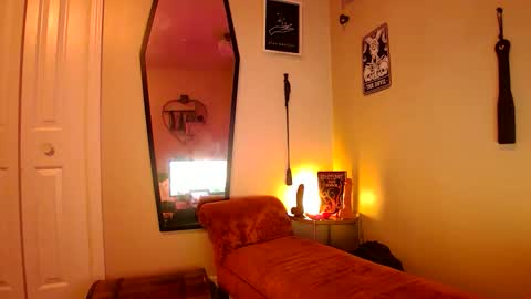 kinkykumiho online show from March 20, 2026, 4:56 pm