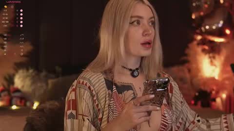 kinkylina_ online show from February 9, 2025, 4:18 pm