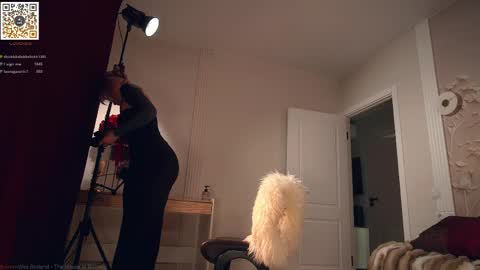 kinkylina_ online show from April 29, 2026, 5:30 pm