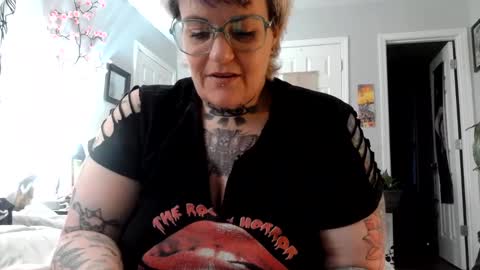 Snapshot of kinkypinkyplay2 chatting on February 13, 2025, 11:37 pm Kinky Pinky online show from February 13, 2025, 11:37 pm