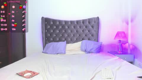 FREE ONLYFANS   online show from March 10, 2025, 5:54 am