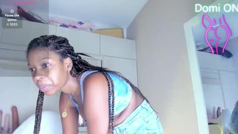 M A R A  online show from February 21, 2026, 12:06 pm