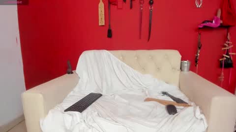 Snapshot of kiomi_san chatting on February 11, 2025, 11:33 pm kiomi_san online show from February 11, 2025, 11:33 pm