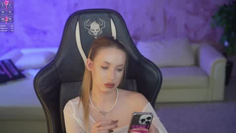 Snapshot of kira0541 chatting on October 12, 2025, 12:15 pm Sweet girls online show from October 12, 2025, 12:15 pm