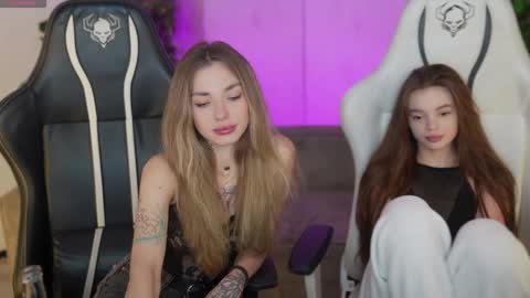 Sweet girls online show from December 15, 2025, 8:46 pm