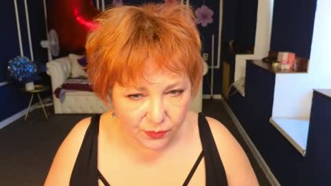 Kira Kennet online show from May 18, 2026, 4:29 am