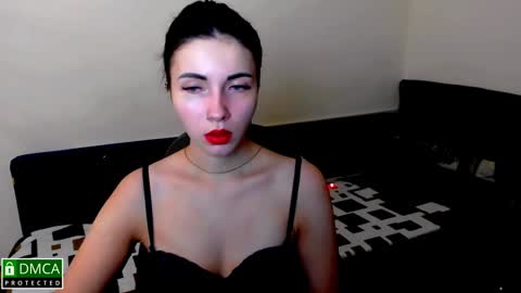 Kira  online show from December 7, 2024, 7:43 pm