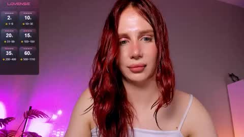 Kira online show from December 5, 2025, 4:36 pm