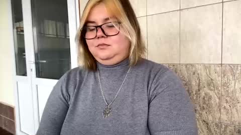 Just Kira online show from December 27, 2024, 9:06 am