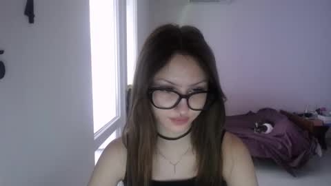 Snapshot of kirakittenn chatting on October 5, 2025, 9:29 am kirakittenn online show from October 5, 2025, 9:29 am