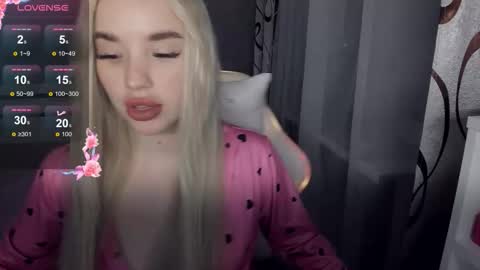 kirakrox online show from February 17, 2026, 6:14 pm