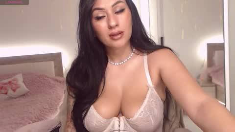 kiramaes online show from February 16, 2026, 10:22 am