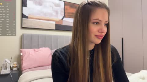 Kira online show from December 4, 2024, 11:08 am