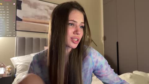 Kira online show from January 15, 2025, 6:19 pm