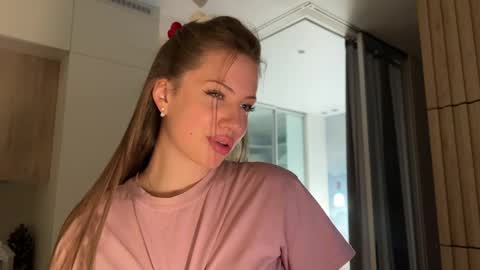 Kira online show from March 30, 2026, 4:30 pm