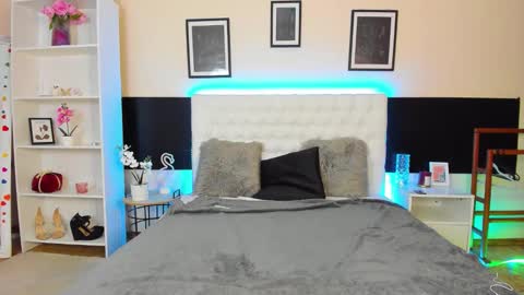 Kira online show from March 5, 2026, 5:36 am