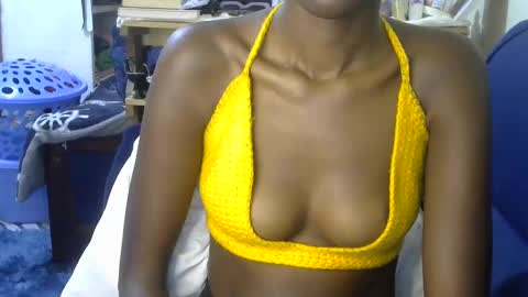 Snapshot of kiranoir1 chatting on November 13, 2025, 8:08 pm Kira online show from November 13, 2025, 8:08 pm