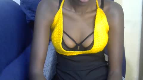 Snapshot of kiranoir1 chatting on February 3, 2026, 6:51 am Kira online show from February 3, 2026, 6:51 am