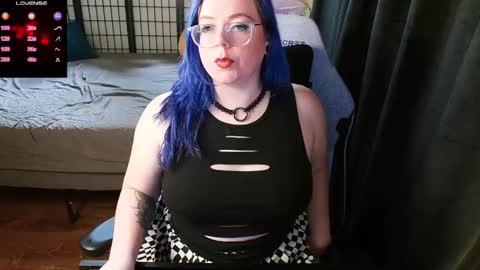 KiraSpitQueen online show from January 17, 2025, 5:21 am