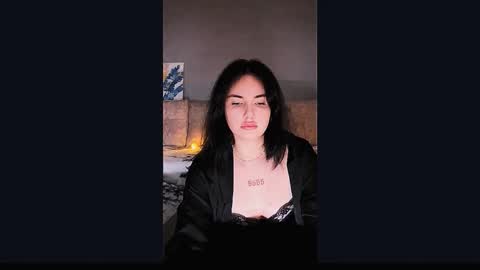 Kira online show from October 17, 2025, 5:26 pm