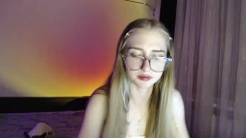 Snapshot of kisa____ chatting on July 13, 2026, 8:44 pm kisa____ online show from July 13, 2026, 8:44 pm