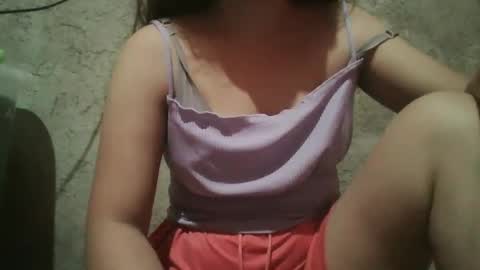 Snapshot of kismet_hot69 chatting on January 2, 2025, 1:17 am kismet_hot69 online show from January 2, 2025, 1:17 am