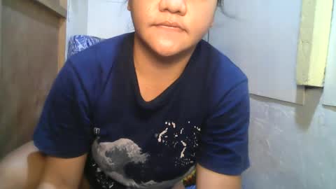 kiss_me_loves online show from June 22, 2026, 8:11 am
