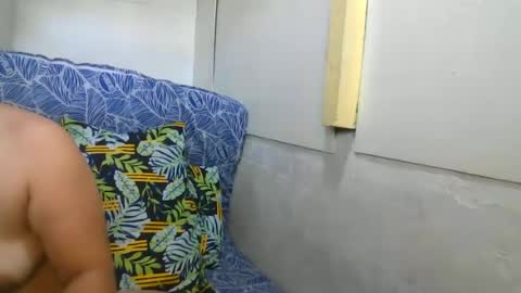 kiss_me_loves online show from June 28, 2026, 7:36 am