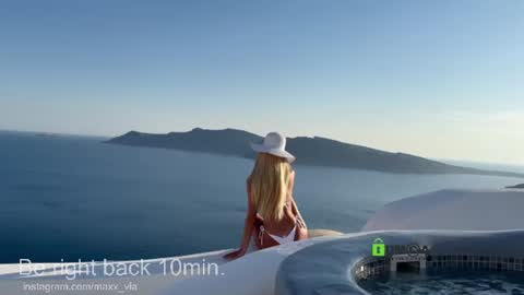 Alexandra online show from August 2, 2026, 7:34 pm