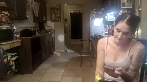 kissables entertainment online show from November 28, 2025, 11:40 pm