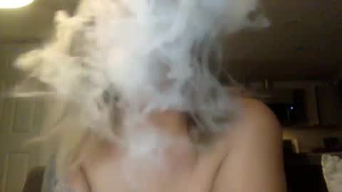 Kissah Kreampuff online show from September 16, 2025, 10:38 am