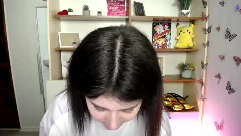 Snapshot of kissleoxx chatting on May 18, 2026, 12:22 pm kissleoxx online show from May 18, 2026, 12:22 pm