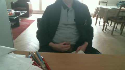 kisslog1 online show from January 19, 2025, 9:22 am