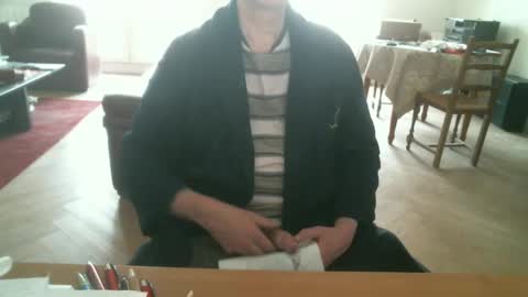 kisslog1 online show from February 9, 2025, 9:26 am