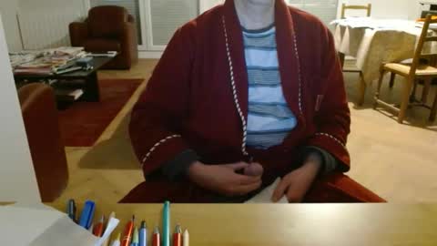 kisslog1 online show from January 11, 2026, 5:07 pm