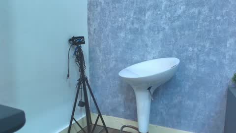 BELLA FLAME online show from September 14, 2025, 7:57 pm