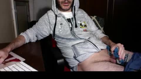 Snapshot of kissofbanned1983 chatting on September 9, 2025, 8:25 am kissofbanned1983 online show from September 9, 2025, 8:25 am