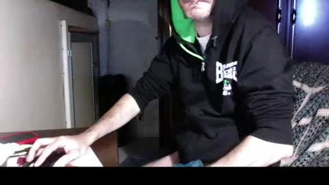 Snapshot of kissofbanned1983 chatting on October 7, 2025, 11:29 am kissofbanned1983 online show from October 7, 2025, 11:29 am