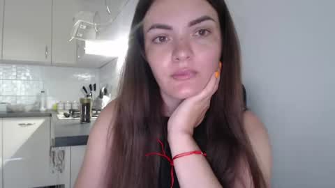 Snapshot of kitcatheaven4u chatting on July 6, 2026, 8:33 am Im Amaia Everyone Merry Christmas online show from July 6, 2026, 8:33 am