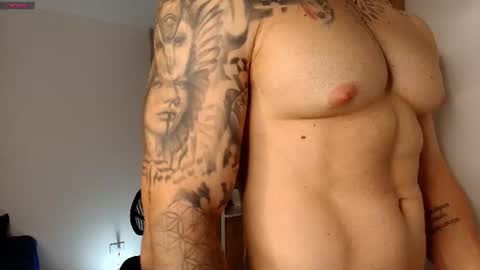 Snapshot of kite__ chatting on June 16, 2026, 1:41 am kite__ online show from June 16, 2026, 1:41 am