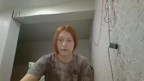 kiti_kitiss online show from March 16, 2026, 4:44 pm