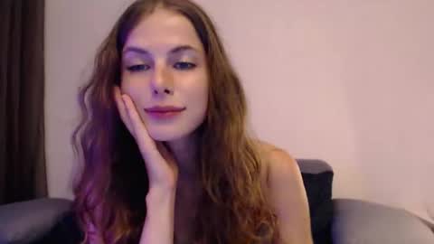 kitkatsweetspot online show from July 31, 2026, 4:28 pm